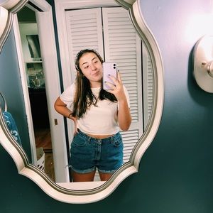 Meet your Posher, Annalyse